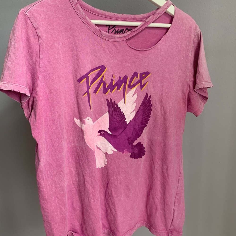 VINTAGE THRASHED PRINCE TEE